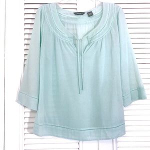 Eddie Bauer - Mint Green 100% Cotton Top!